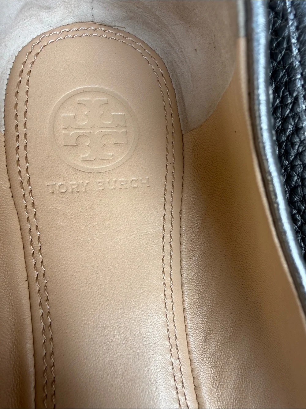 Tory Burch Ruby Silver Pebbled Leather Ballet Flats Size 10.5